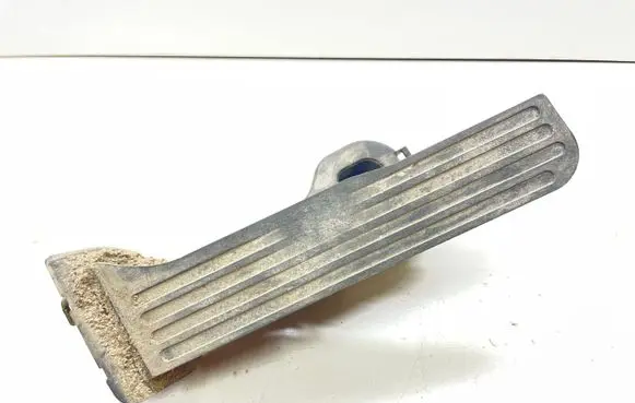 Volkswagen PASSAT B6 Accelerator throttle pedal 1K1723503L