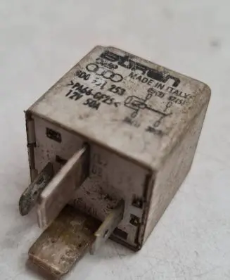 Audi A4 S4 B6 8E 8H Other relay 8D0951253 2517197151