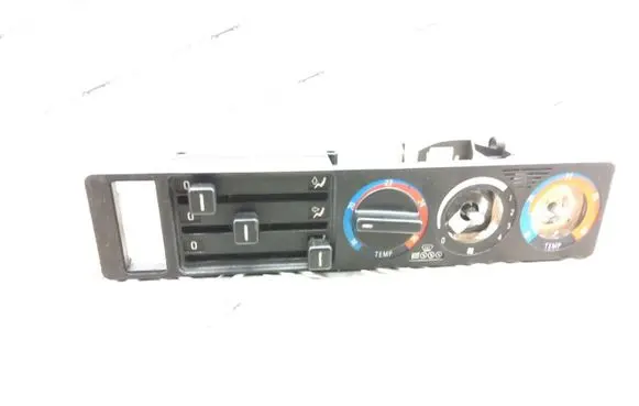 BMW 5 E34 Climate control unit 8351653 8351651