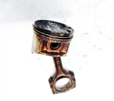 Honda Accord Piston with connecting rod