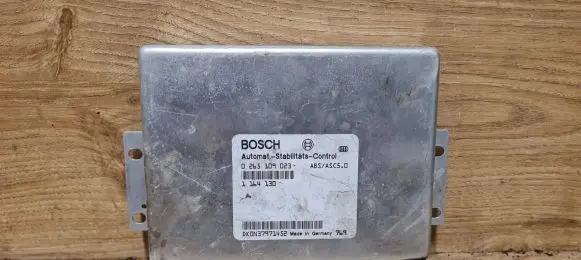 BMW 5 E39 ASC control unit/module 0265109023