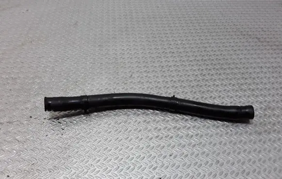 Nissan Terrano Breather hose/pipe 