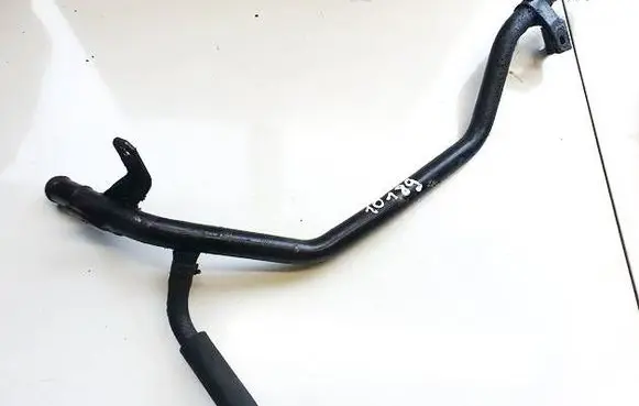Mazda CX-7 Engine coolant pipe/hose