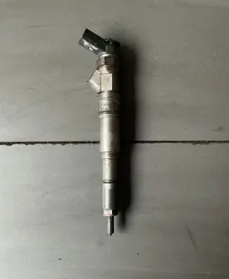 BMW 3 E46 Fuel injector 0445110149