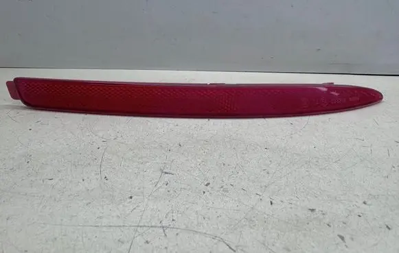 Skoda Octavia Mk2 (1Z) Rear tail light reflector 1Z0945106A