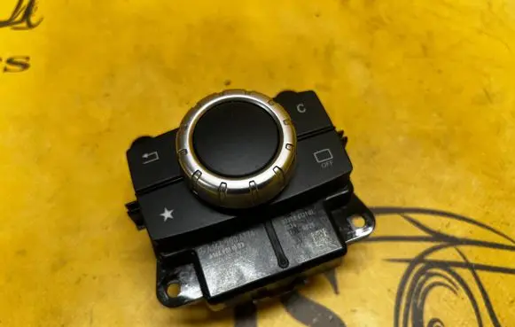 Mercedes-Benz G W461 W463 1st Gen Other switches/knobs/shifts A1669006114