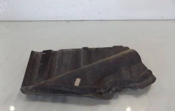 Hyundai i30 Engine splash shield/under tray 291202H050