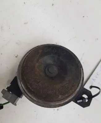 Toyota Avensis T270 Horn signal