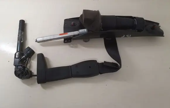Volvo S80 Front seatbelt 6049154R0A