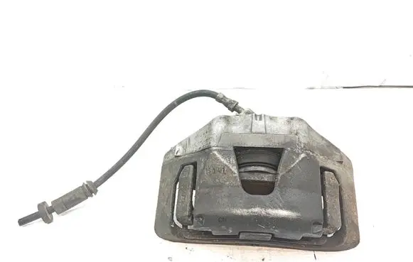 Volvo V40 Front brake caliper S141