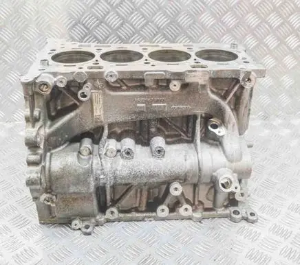 BMW X1 F48 F49 Engine block 7829152 8632047