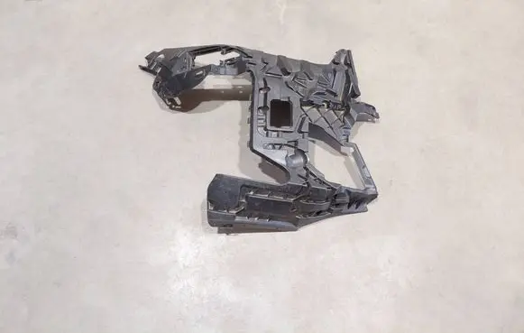 BMW X5 G05 Front bumper mounting bracket 51118085628