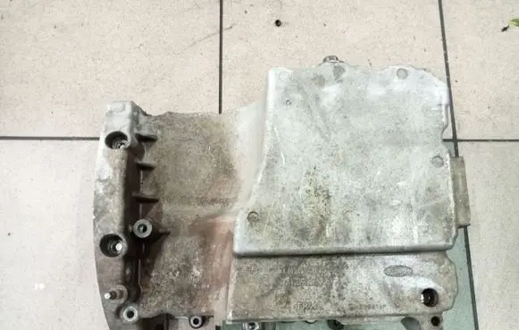 Ford Focus Oil sump 125KM