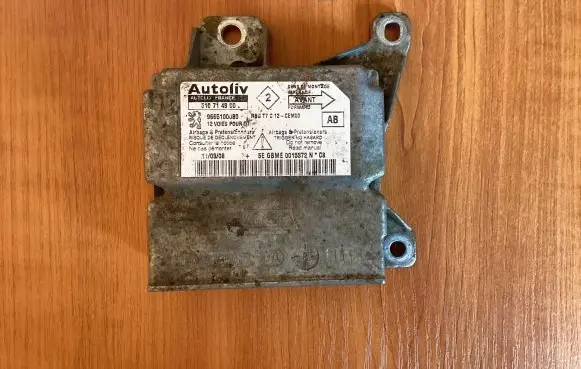 Seat Ibiza III (6L) Airbag control unit/module 9665100080 610714900