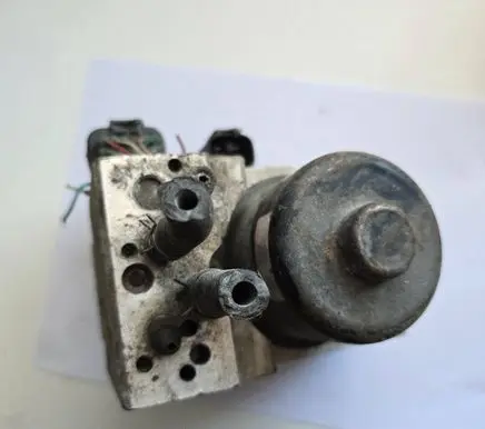 Lexus IS 200-300 ABS Pump 4454024010 1332005000