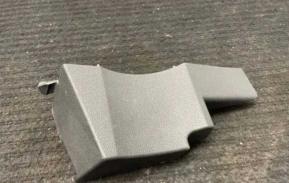 Audi Q3 F3 Centre console side trim rear 83F863052