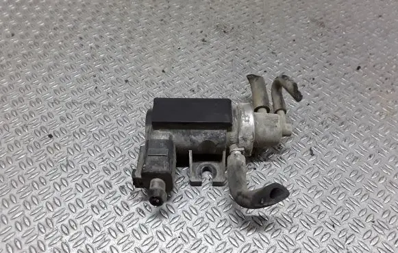 Volkswagen Caddy Turbo solenoid valve 1J0906627A