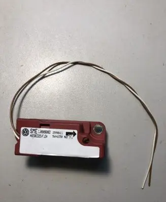 Volkswagen Golf IV Airbag deployment crash/impact sensor IJ0909606D