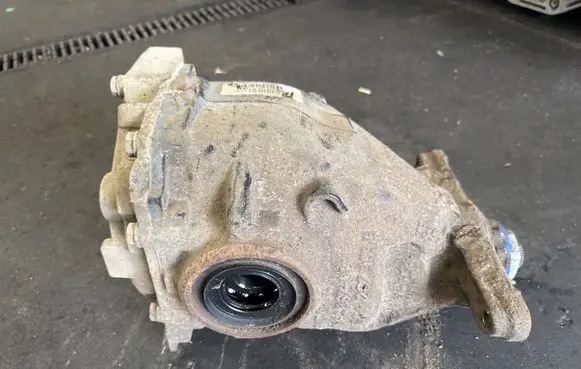 BMW X3 F25 Rear differential 7592005 3012112380001 EA1431308