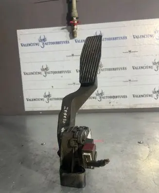 Opel Zafira B Accelerator throttle pedal 6PV00811400 9202341