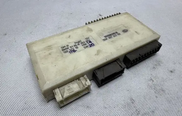 BMW 5 E39 Comfort/convenience module 61358352057 12037310