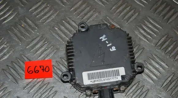 Honda Civic Headlight ballast module Xenon LBHA00L61KN1777