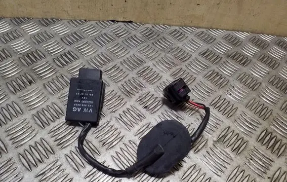 Volkswagen Golf Plus Fuel injection pump control unit/module 1K0906093F