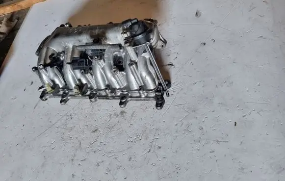 Opel Astra H Intake manifold 8973858233