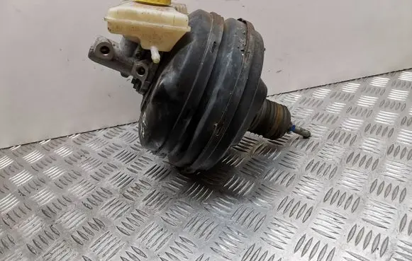 Audi A4 S4 B7 8E 8H Brake booster 8E0612105P