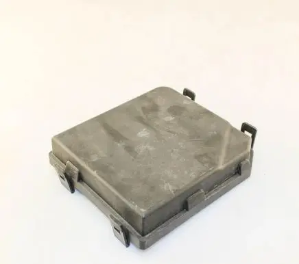 Nissan X-Trail T32 Fuse box cover CAV1