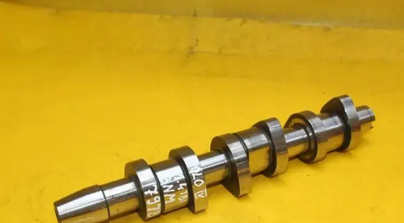 Volkswagen Polo IV 9N3 Camshaft 7978