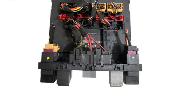 Volkswagen PASSAT B6 Comfort/convenience module 3C0937049AJ H54S2202 F005V00661