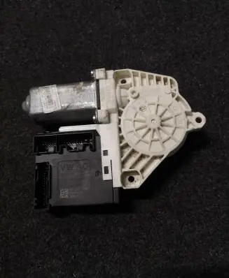 Volkswagen Jetta VI Front door window regulator motor 3C0959793C 918432110 RF001094