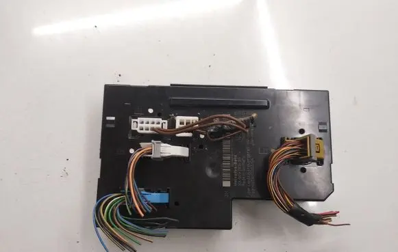 Mercedes-Benz C W204 Comfort/convenience module 2049060105
