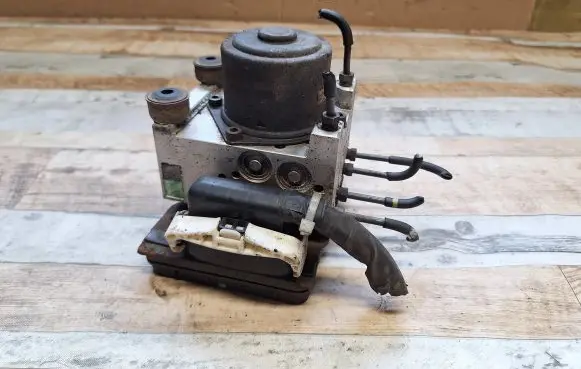 Mazda 6 ABS Pump 4370772 2067143