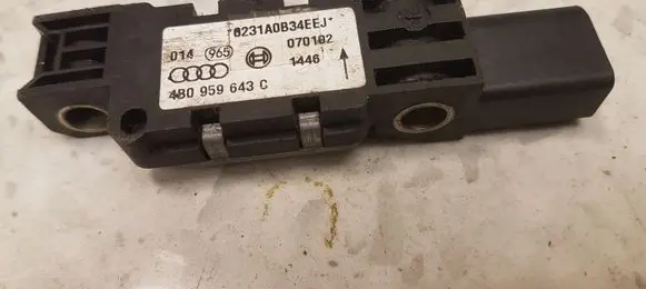Audi A6 S6 C5 4B Airbag deployment crash/impact sensor 4B09596043C 070182