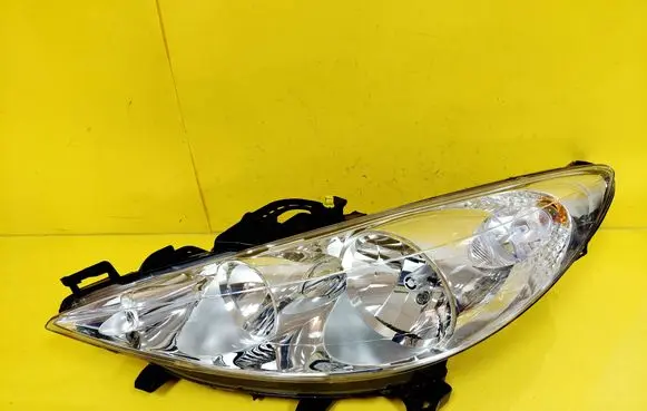 Peugeot 207 Headlight/headlamp