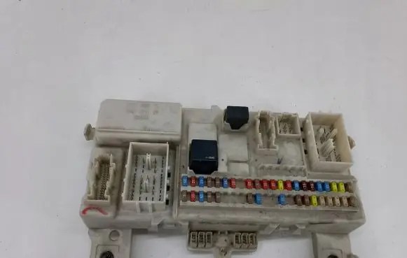 Volvo V50 Fuse box set 30728906