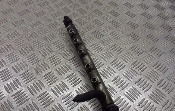 Opel Astra H Fuel main line pipe 55200266