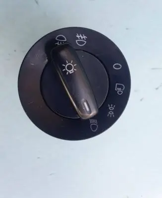 Volkswagen PASSAT B6 Light switch 1K0941431N