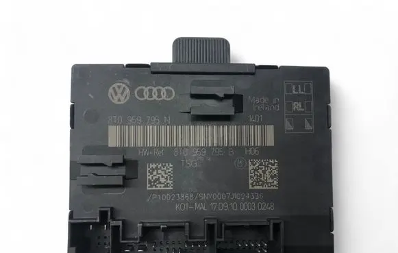 Audi A5 8T 8F Door control unit/module 8T0959795N