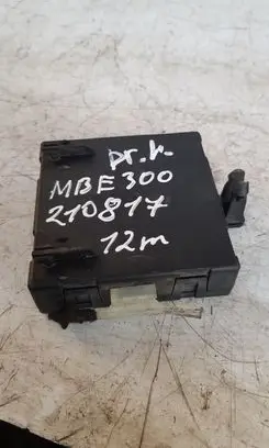 Mercedes-Benz E W212 Door control unit/module 2129004014