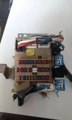 Nissan Almera Tino Fuse box set 24350BU200 0502021