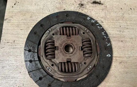 Skoda Octavia Mk2 (1Z) Clutch pressure plate 036141032 036141032TA
