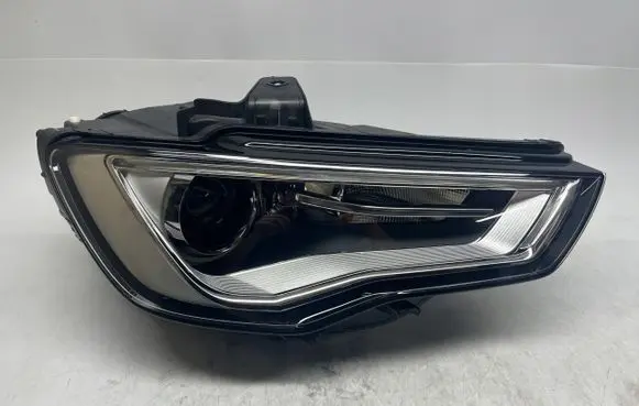 Audi A3 S3 8L Headlight/headlamp 8V0941032