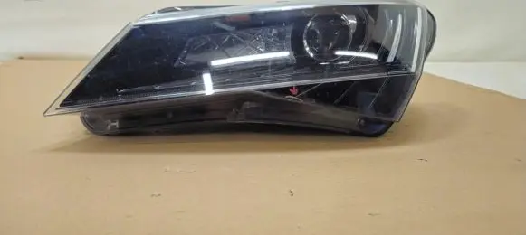 Skoda Superb B8 (3V) Headlight/headlamp 3V1941015B