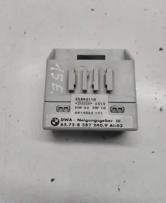 BMW 3 E46 Yaw turn rate sensor 8382240 65758382240 55892110