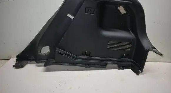 Trunk/boot side trim panel