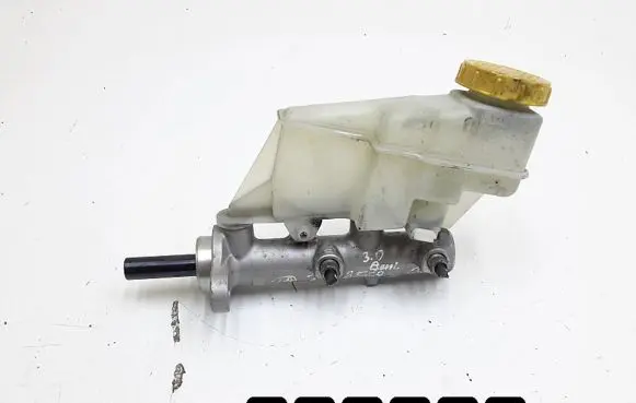 Subaru B9 Tribeca Master brake cylinder