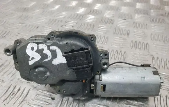 Seat Alhambra (Mk1) Rear window wiper motor